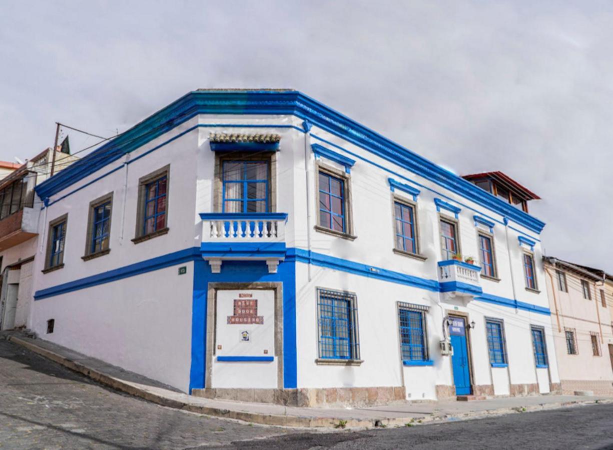 Готель Blue Door Housing Historic Кіто Екстер'єр фото